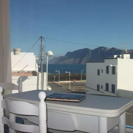 La Caleta Sleeps 4 Wifi Daire *