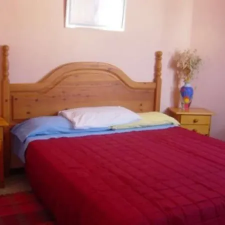 Apartament La Caleta Sleeps 4 Wifi *